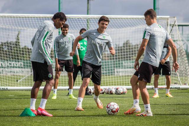 尤文开赛季前13轮保持不败 莫塔=尤文队史第5人